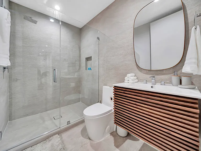 6747 Colgate Ave — Photo 15
