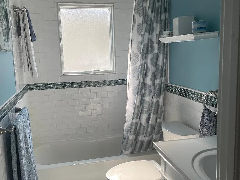 190 Oceanview St #2 — Photo 9