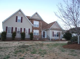 100 Shore View Ct, Taylors, SC 29687