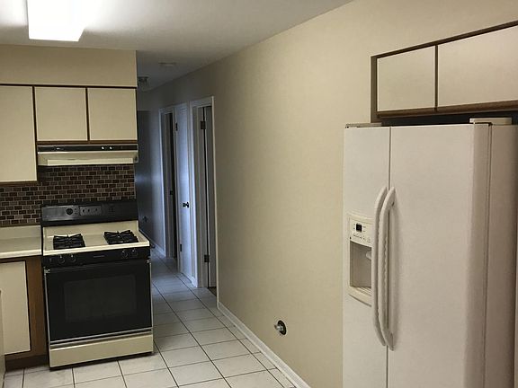 5th image of 6753 N Oshkosh Ave Fl 1ST