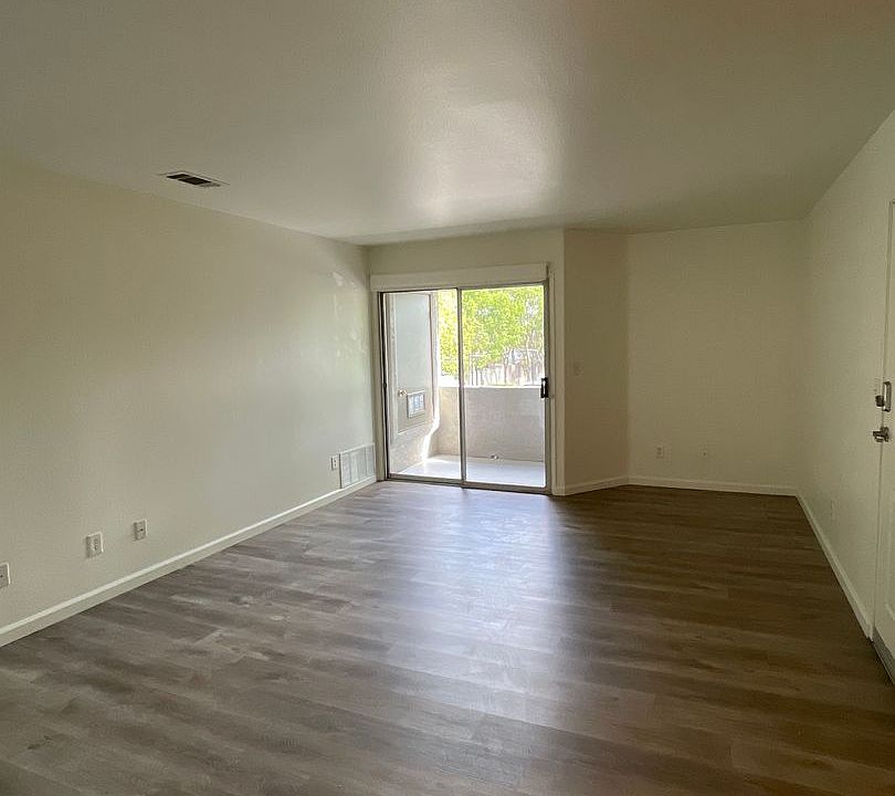 1st image of 1100 Mondavi Way #F-10