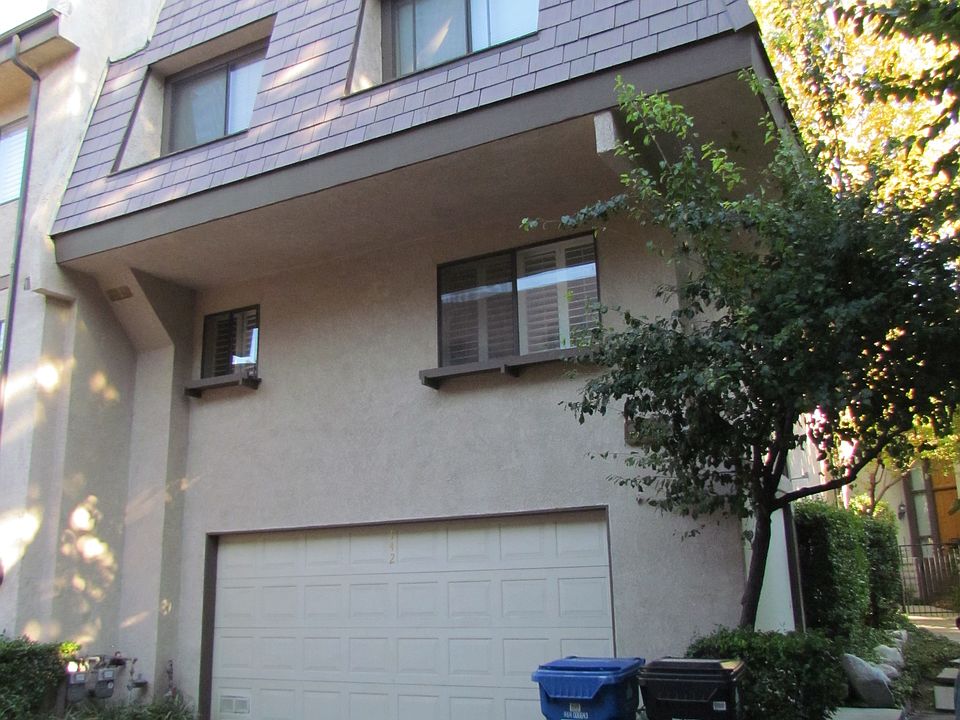 2 Car Garage