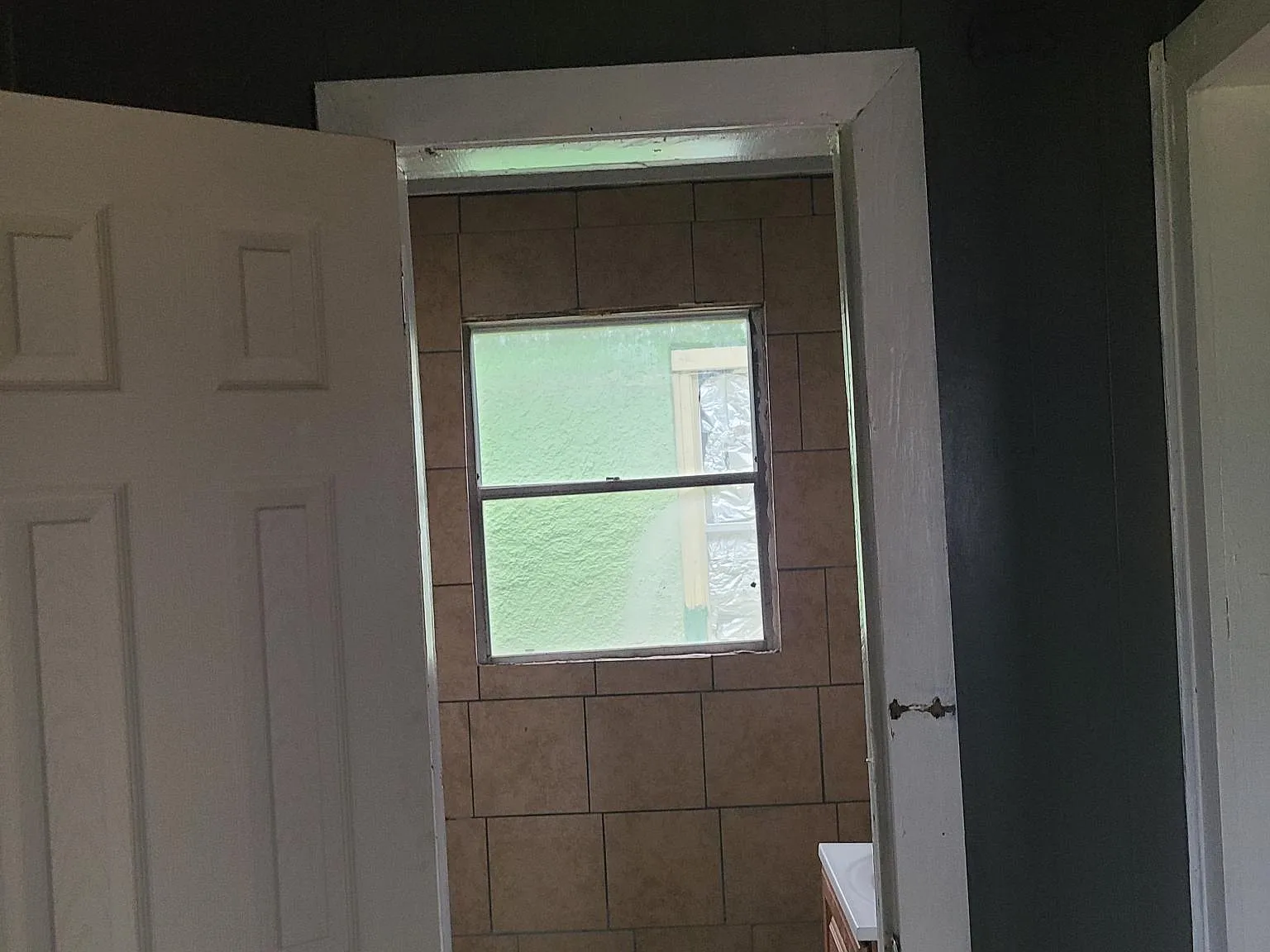 542 E Buchanan St — Photo 3