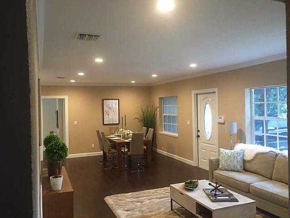 2nd image of 1220 Nightingale Ave