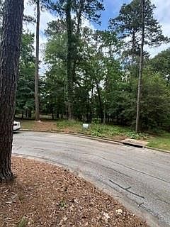 4th image of 1933 Rollingwood Dr