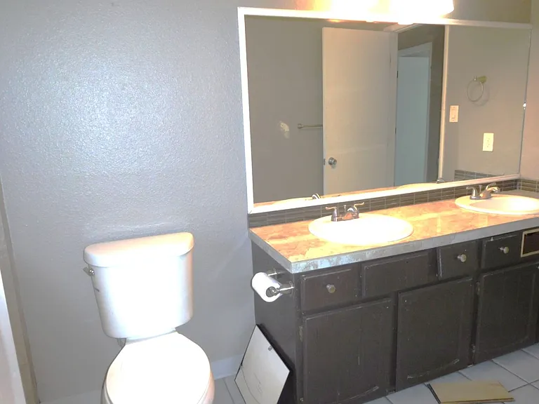 1325 Williams Cir — Photo 8