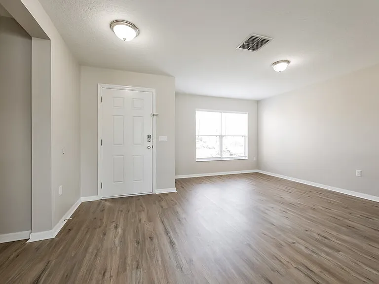 4703 Hardy Mills St — Photo 4