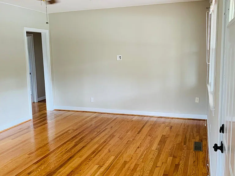 14321 Benns Church Blvd — Photo 13