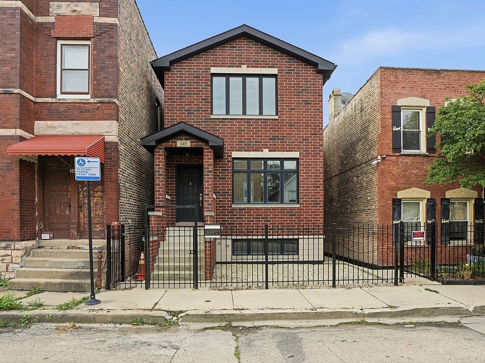 1st image of 345 W 29th Pl