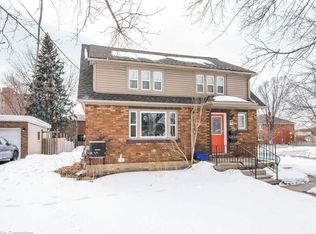 71 Ethel St, Kitchener, ON N2B1Z8