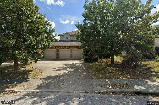 2409 Dovetail St — Photo 80