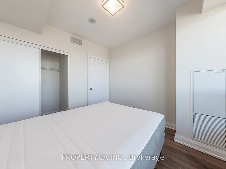 5 Sheppard Ave E #3422 — Photo 20