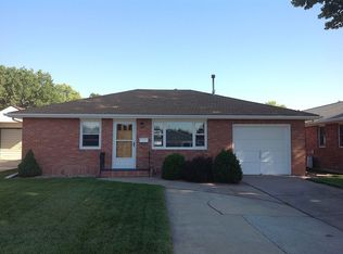 921 W F St, North Platte, NE 69101