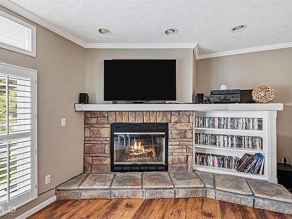 5th image of 6936 Conner Ln