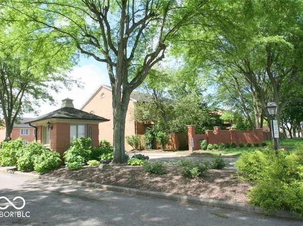 8501 Canterbury Sq E, Indianapolis, IN 46260