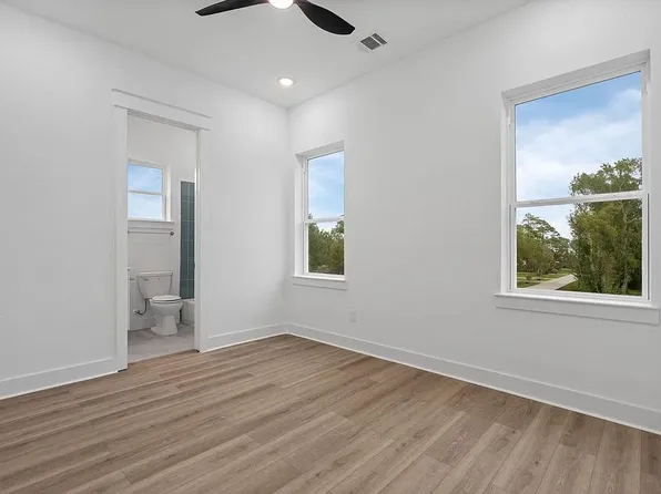 717 Janisch Rd, Houston, TX