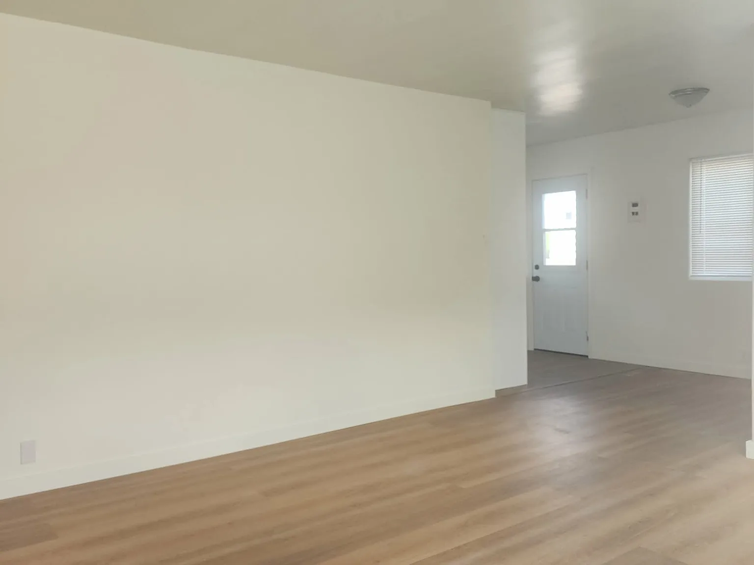 2 bed, 740 sqft, $2,800 — Photo 1