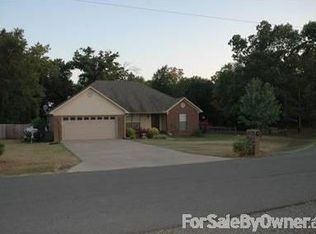 48 Northlake Dr, Conway, AR 72032