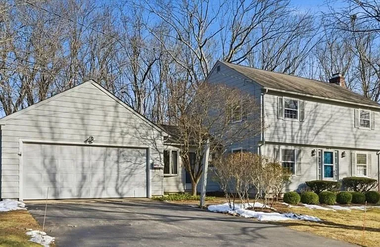86 Blueberry Dr — Photo 2