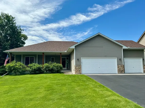 15718 Drake St NW, Andover, MN 55304