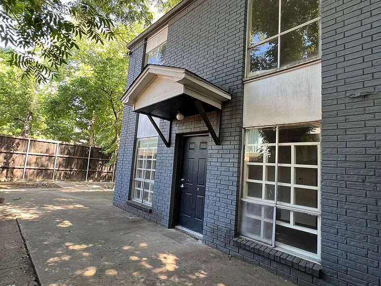 912 N Bell Ave — Photo 25