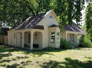 126 N 6th St, Sterling, KS 67579