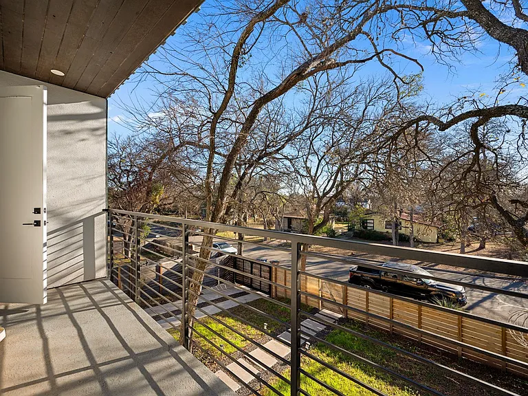 910 Nalide St #B — Photo 27