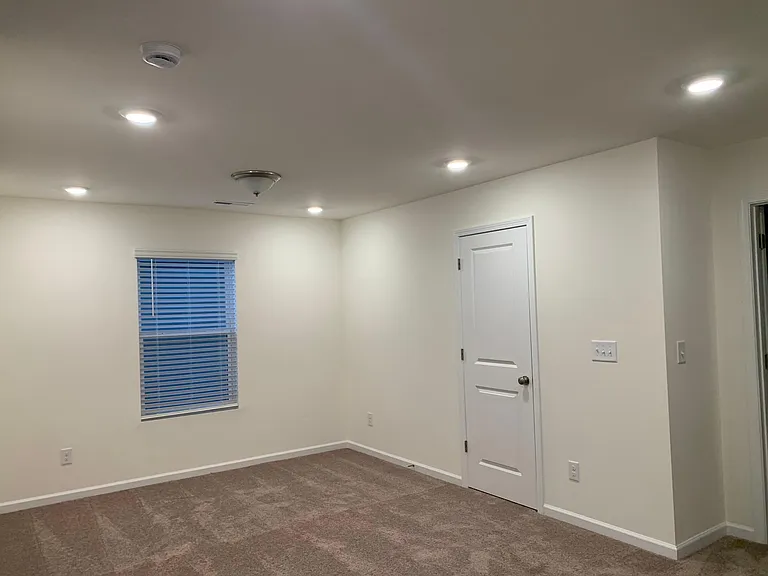 8101 Ramsburg Dr — Photo 15