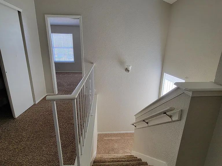 3200 Mountain Ridge Dr — Photo 50