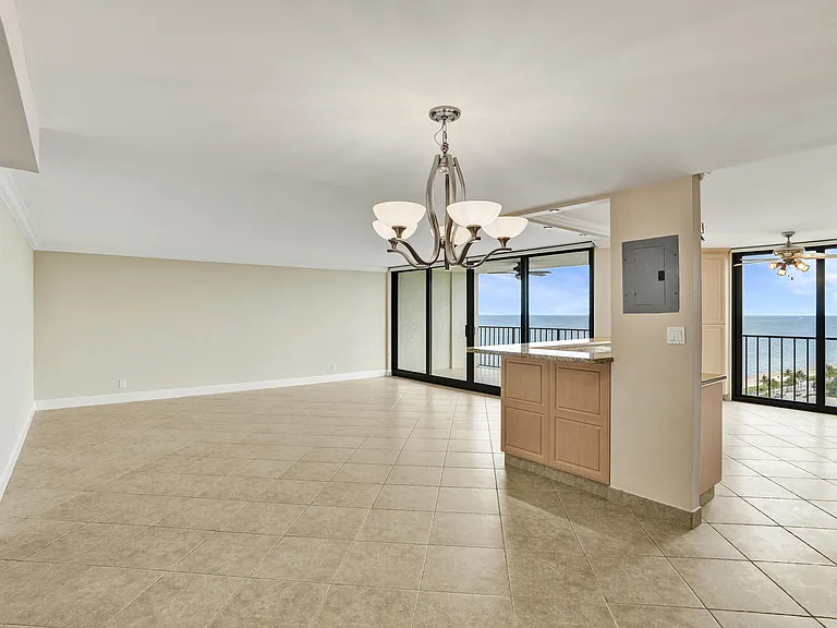 1901 N Ocean Blvd #STHC — Photo 15