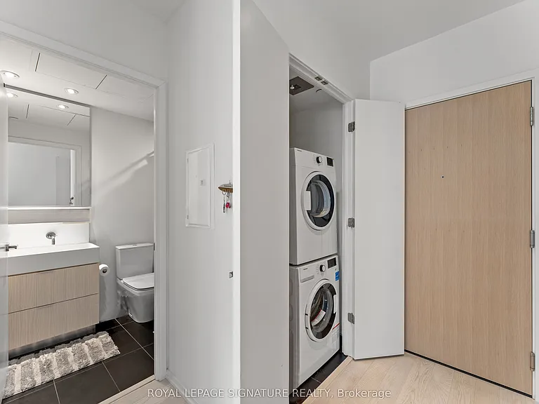 5 Soudan Ave #1629 — Photo 36