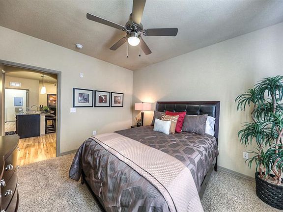 4th image of 150 Northpark Plaza Dr #1116