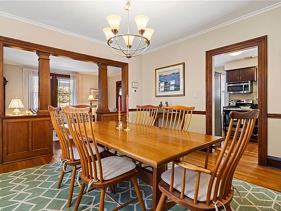 5th image of 25 Burr St
