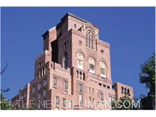 Rented by Douglas Elliman | media 62