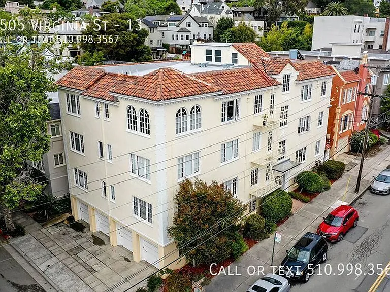 2505 Virginia St #13 — Photo 10