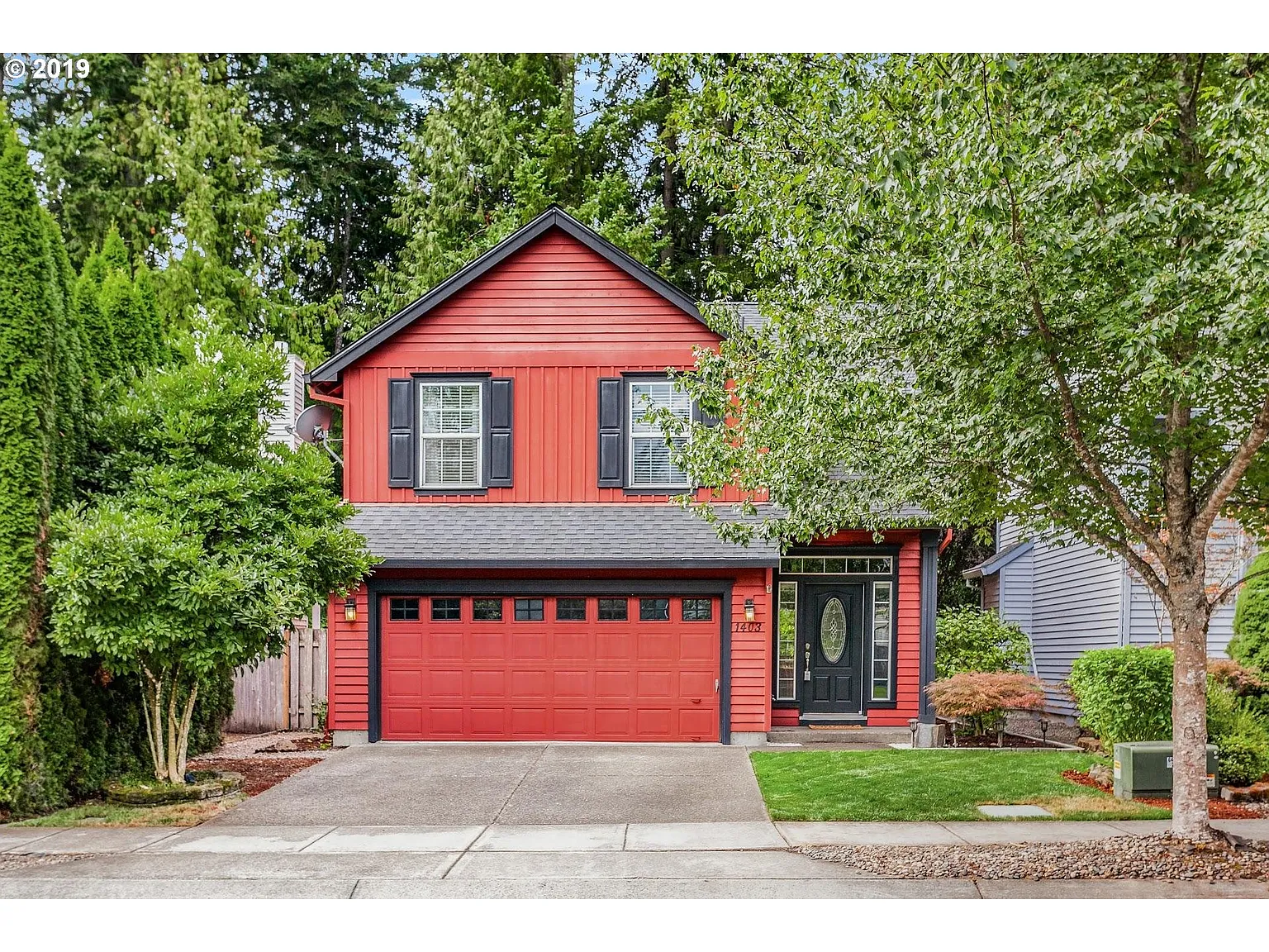 1403 NE Parkside Dr photo 1