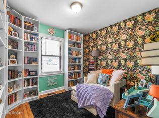 2018 Dixie Garden Dr, Louisville, KY 40272