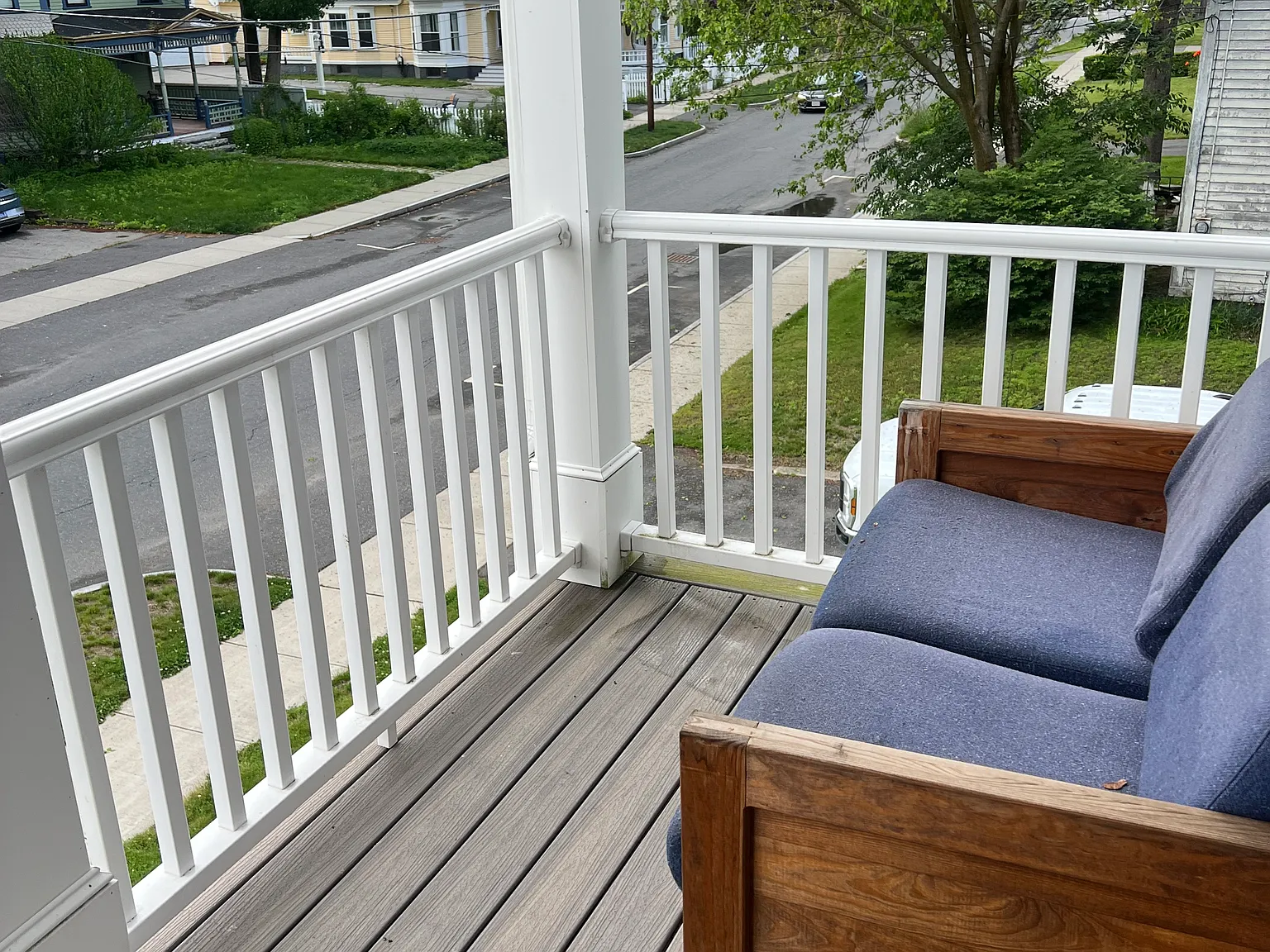 3 bed, 1600 sqft, $850 — Photo 2