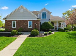 1012 Perry Lake Dr, Fort Wayne, IN 46845