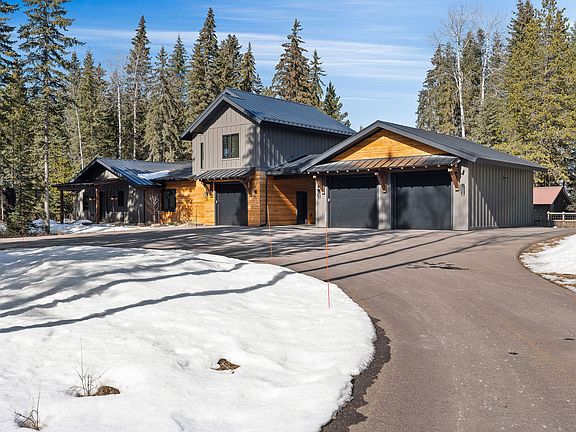 2nd image of 757 Lodgepole Rd