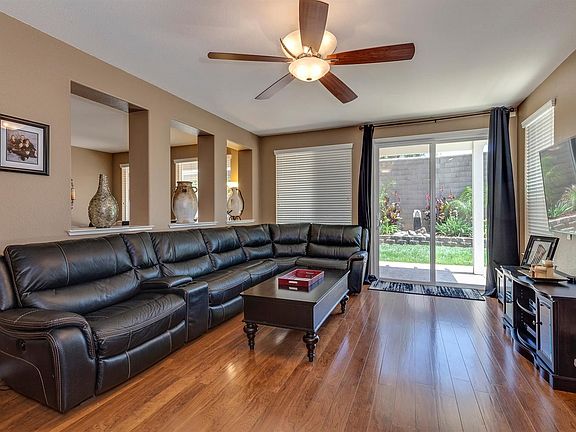 4th image of 1283 Tavistock Ln