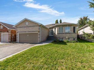 184 Golden Meadow Rd, Barrie, ON L4N 9R6