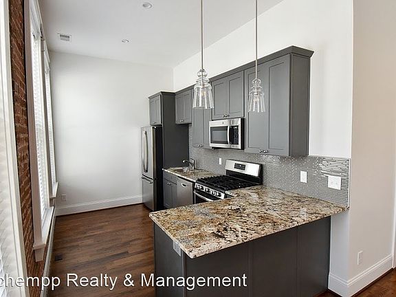 5th image of 1764 Frankfort Ave #1