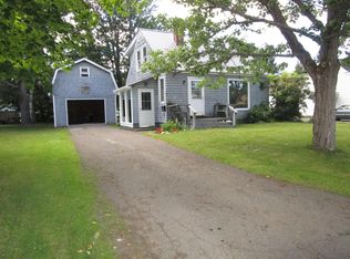 10 Downing Pl, Presque Isle, ME 04769