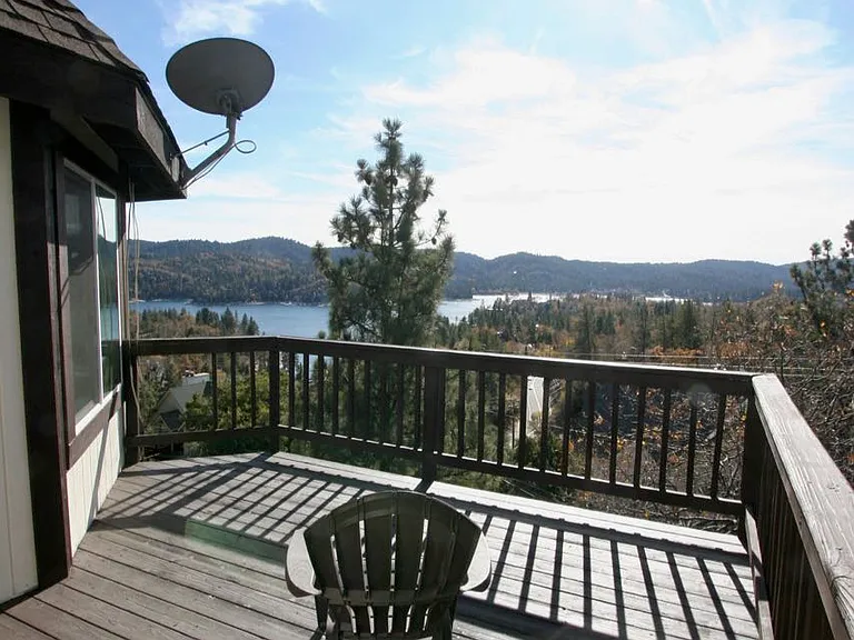 1273 Yosemite Dr — Photo 10