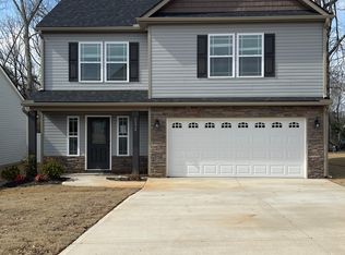 1172 Cleve Gosnell Ln, Spartanburg, SC 29303