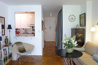 Rented by Matthew Lazarus, LREB