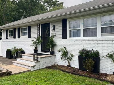 1218 Brookdale Avenue, Bay Shore, NY, 11706