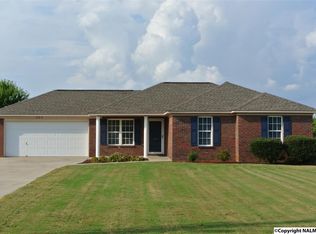 393 Shady Ln, Hazel Green, AL 35750