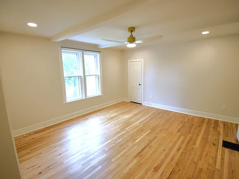 2105 S Fillmore St — Photo 33